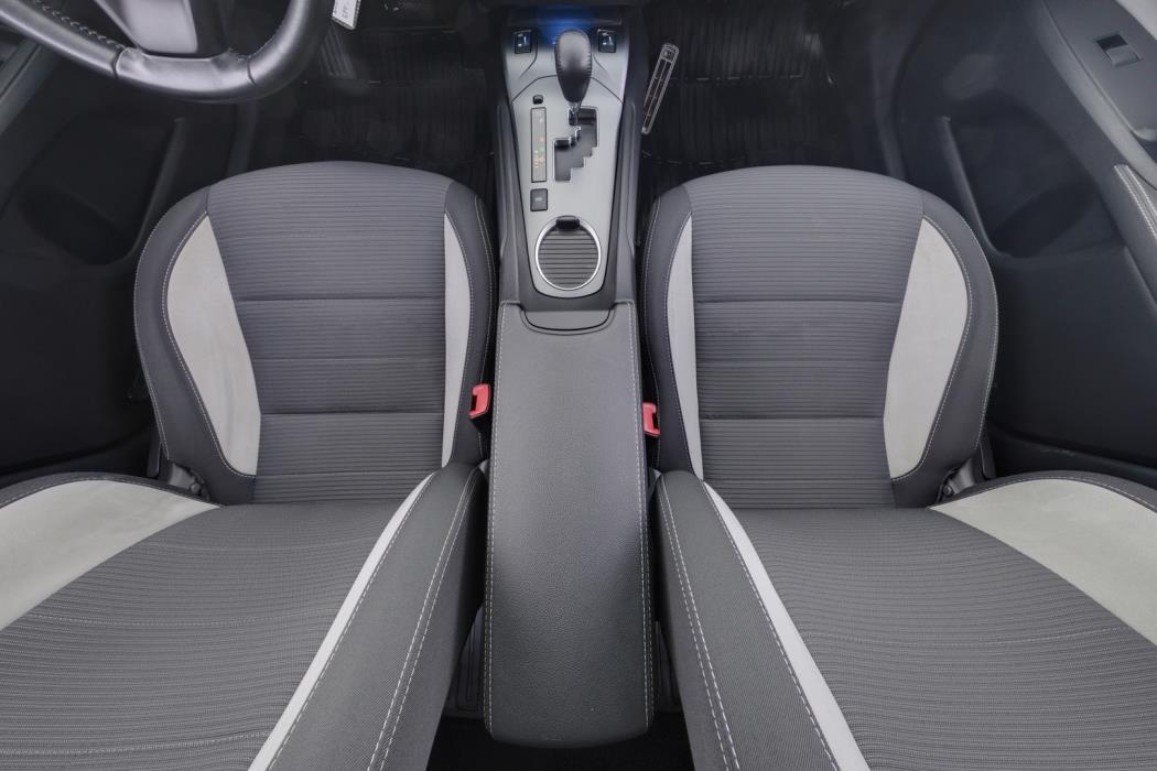 TOYOTA Avensis 2018