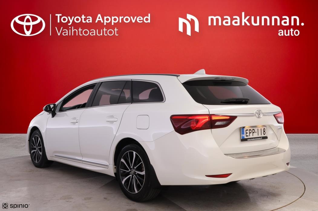 TOYOTA Avensis 2018