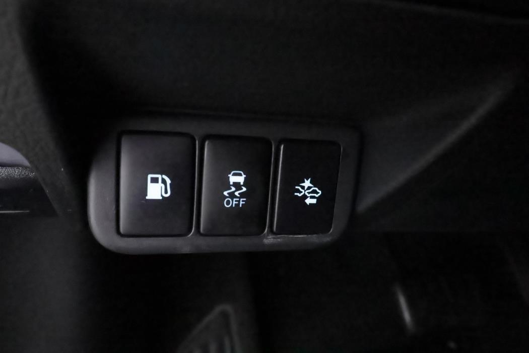 TOYOTA Avensis 2018