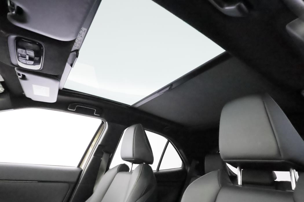 TOYOTA Yaris Cross 2022