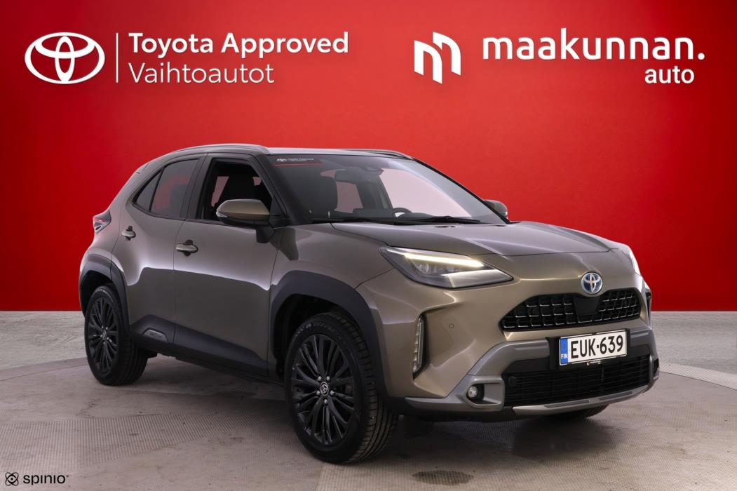 TOYOTA Yaris Cross 2022