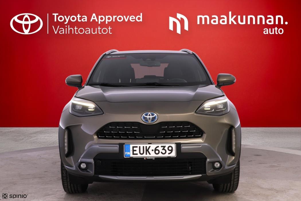 TOYOTA Yaris Cross 2022