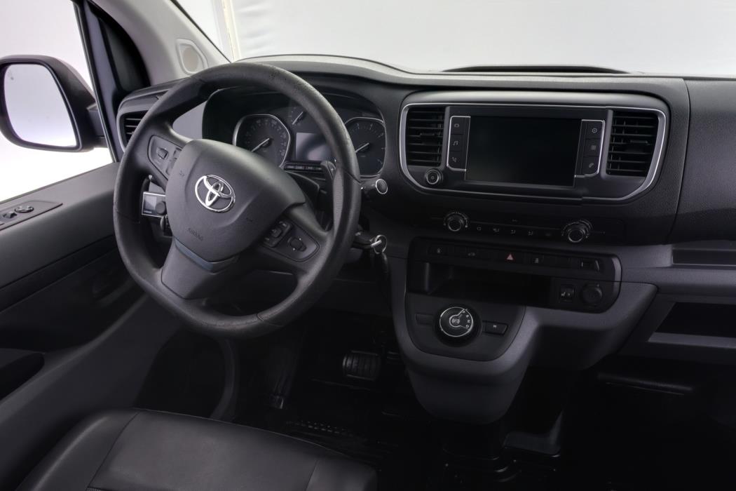 TOYOTA Proace 2018