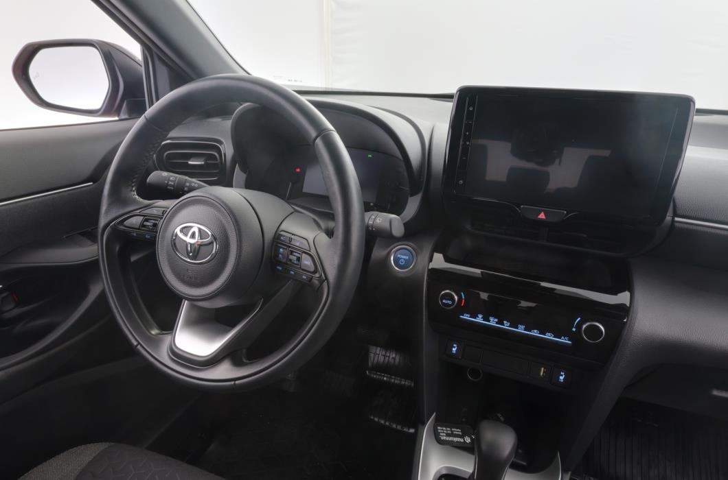 TOYOTA Yaris Cross 2023