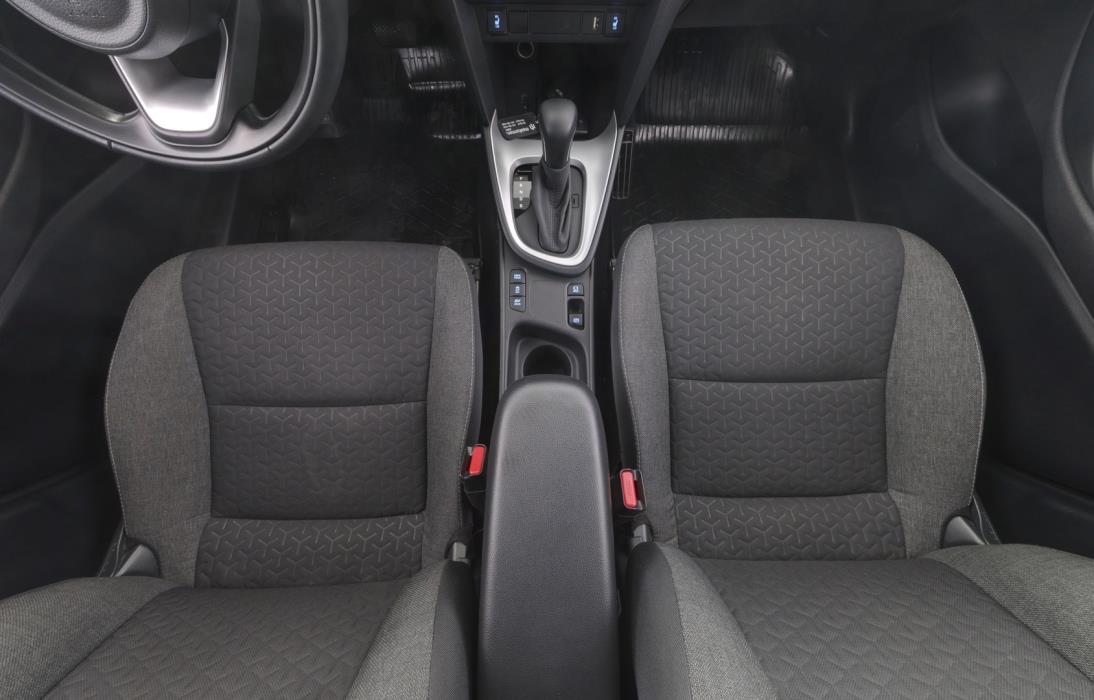 TOYOTA Yaris Cross 2023