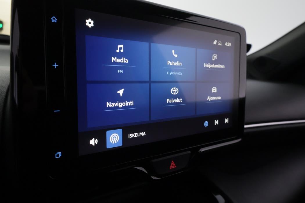 TOYOTA Yaris Cross 2023