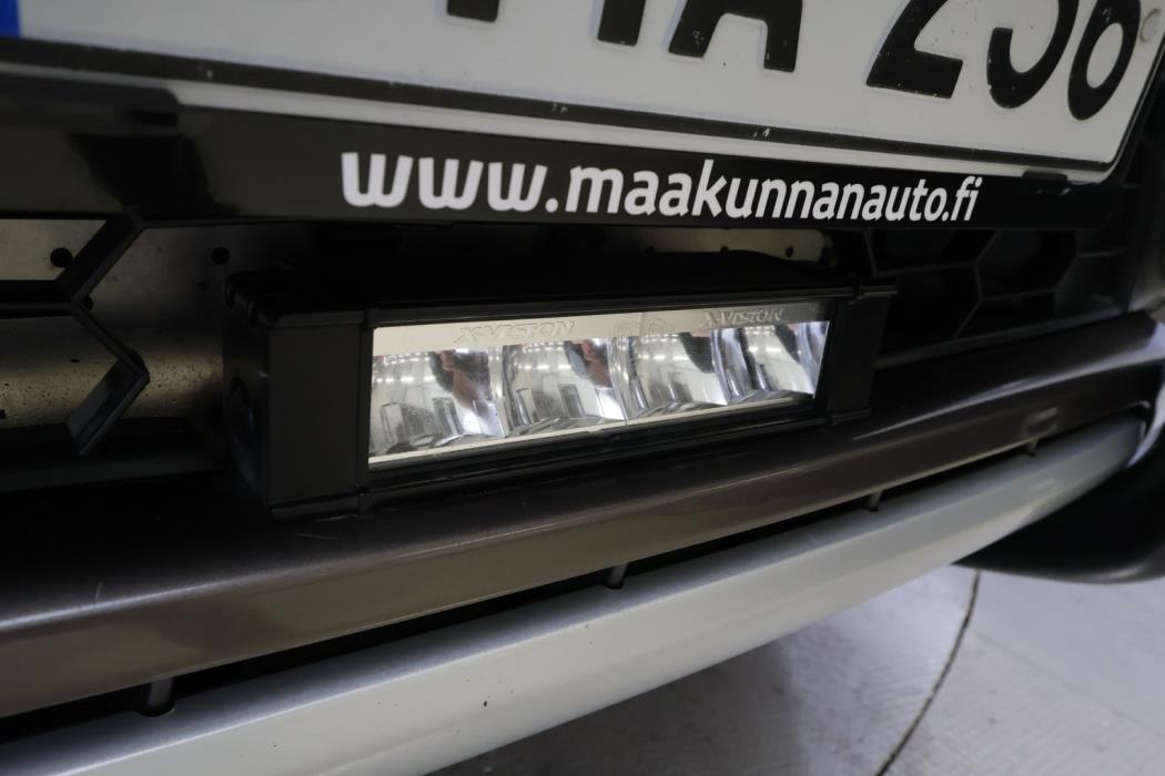 MITSUBISHI L200 2016