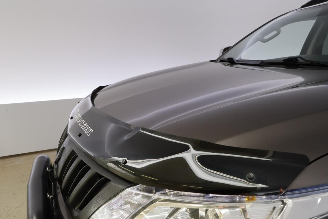 MITSUBISHI L200 2016