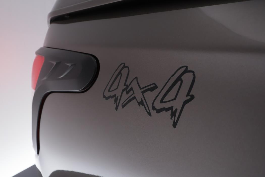 MITSUBISHI L200 2016