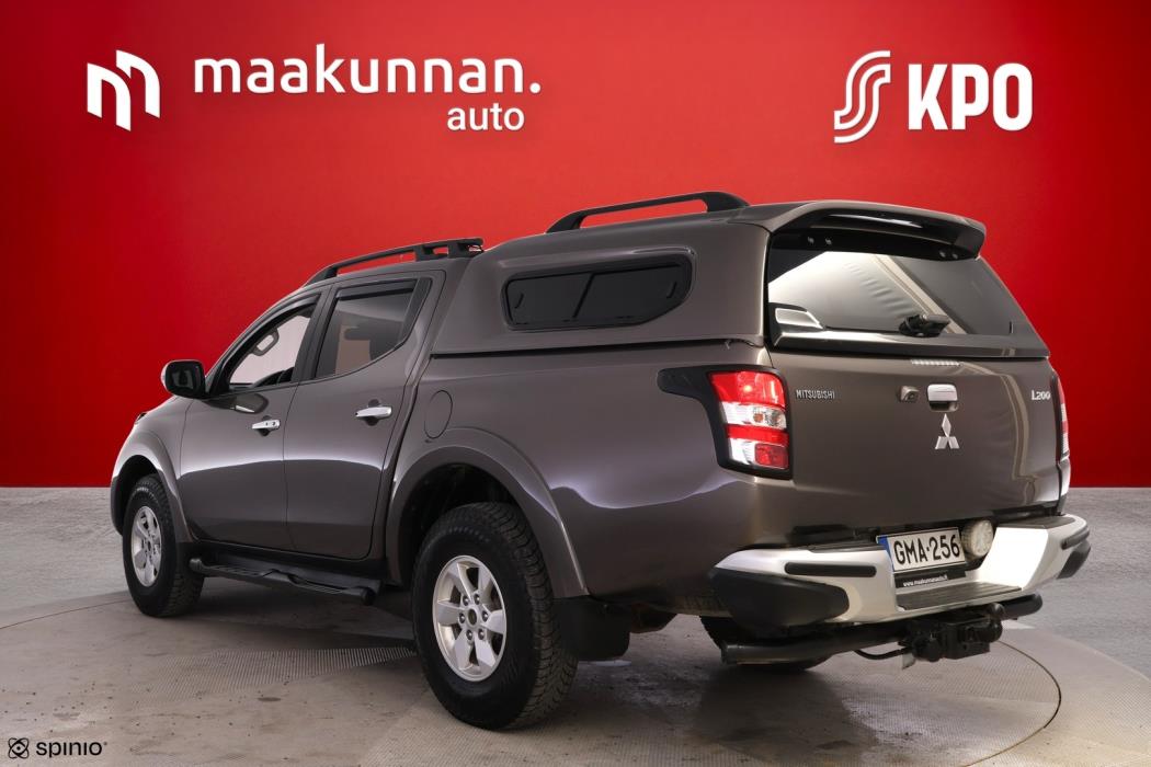 MITSUBISHI L200 2016
