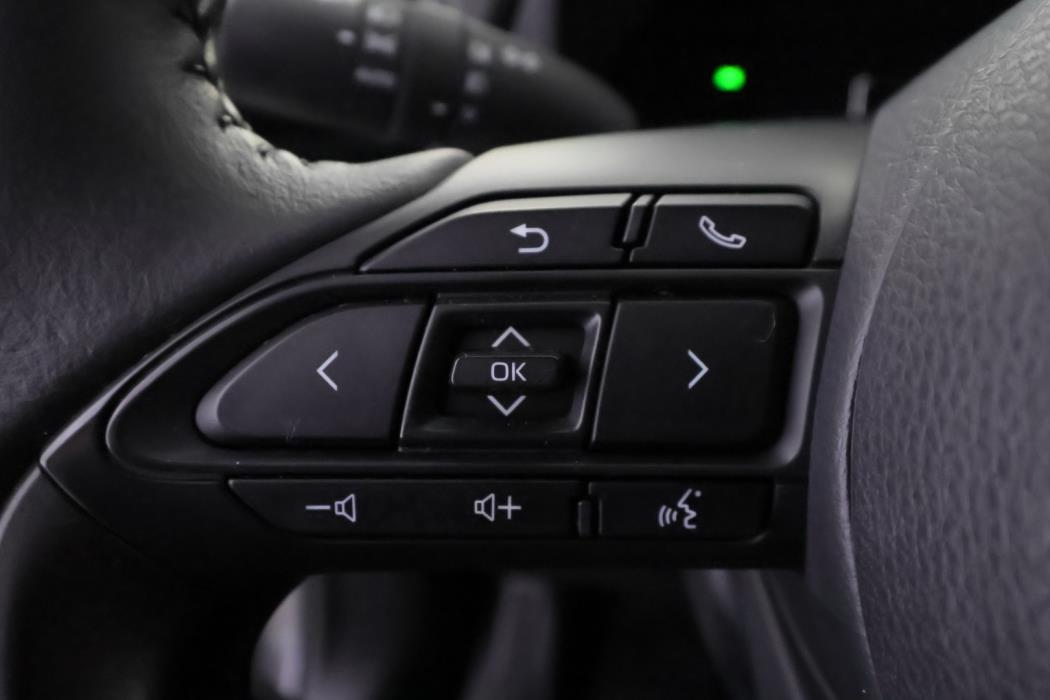 TOYOTA Yaris Cross 2024