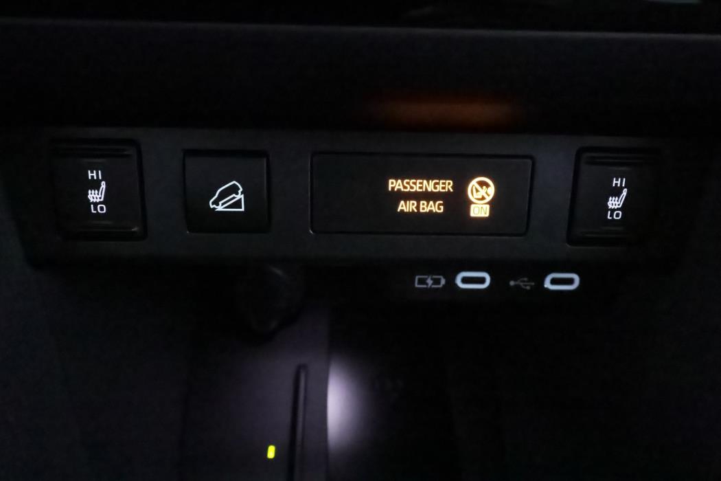 TOYOTA Yaris Cross 2024