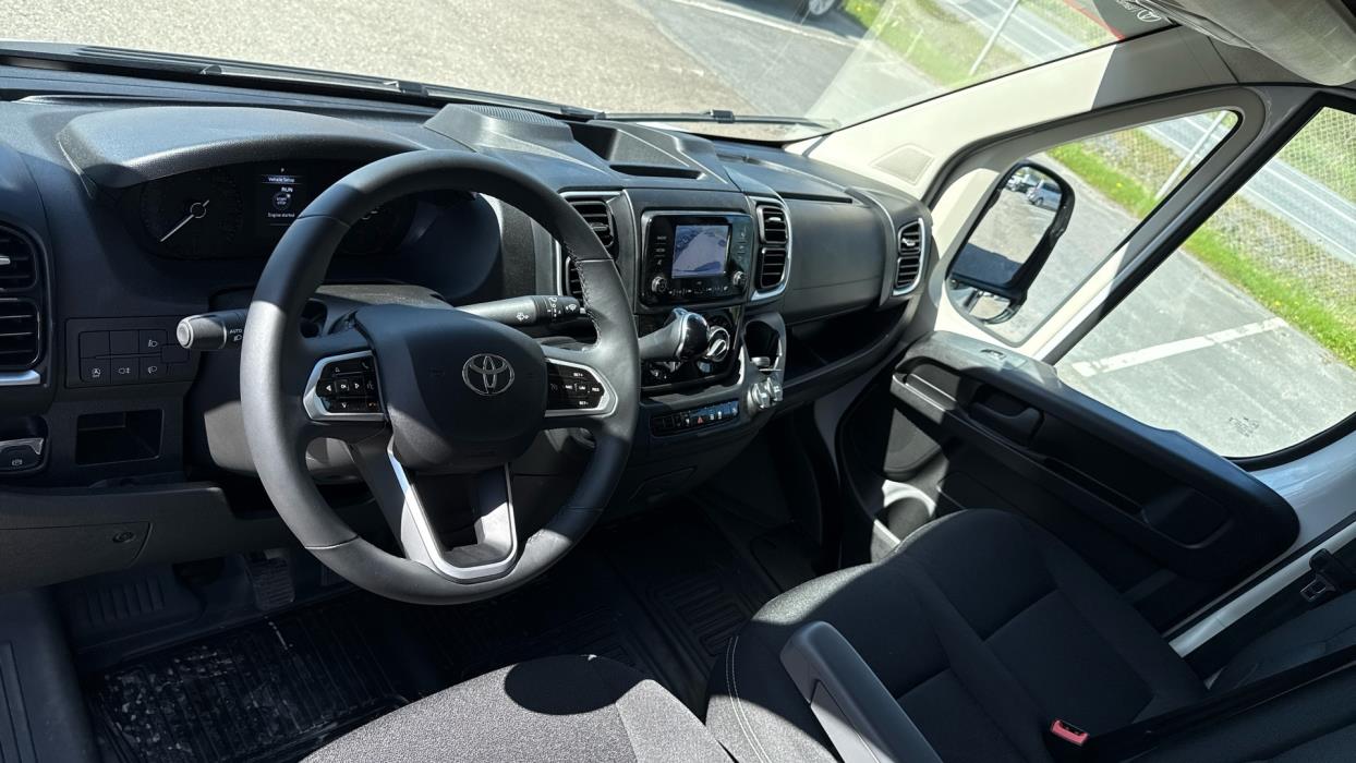 TOYOTA Proace MAX 2025