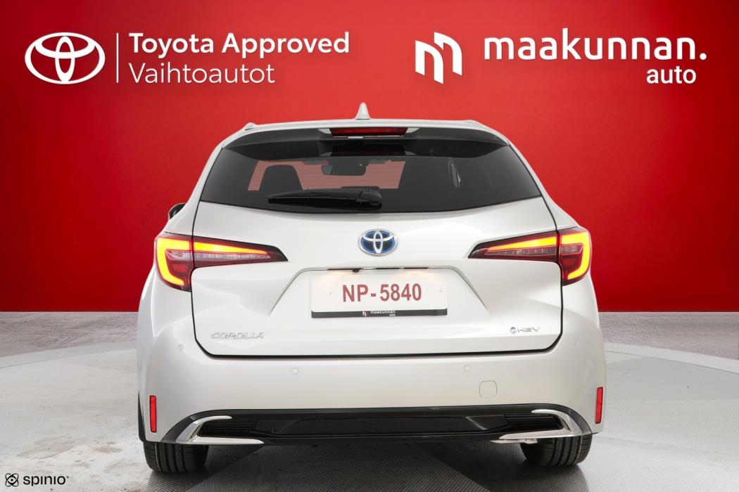 TOYOTA Corolla 2025