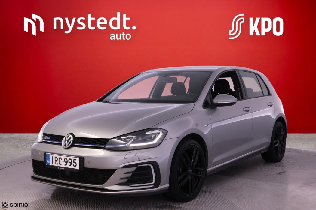 VOLKSWAGEN Golf 2018