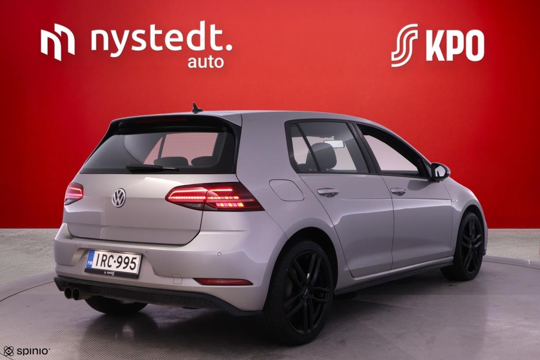 VOLKSWAGEN Golf 2018