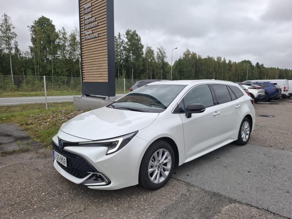 TOYOTA Corolla 2025