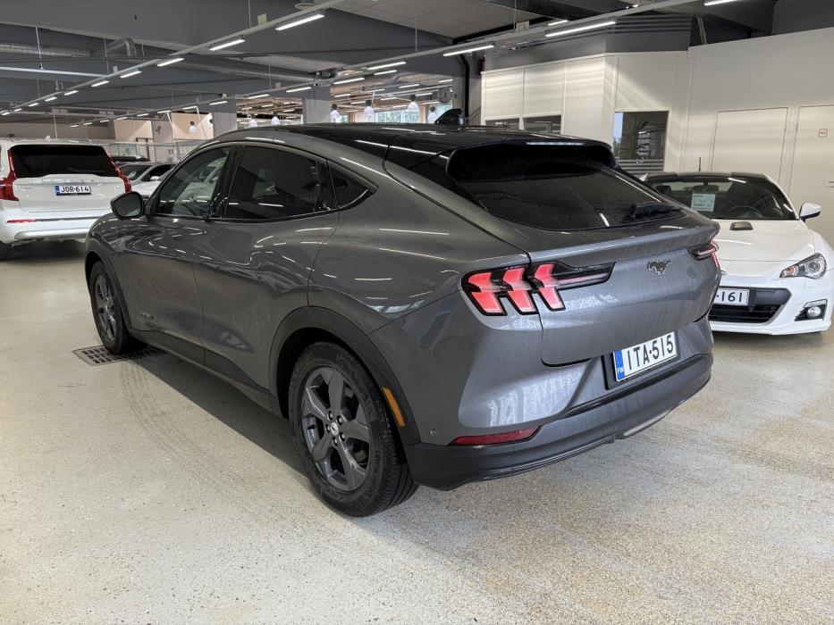 FORD MUSTANG MACH-E 2021