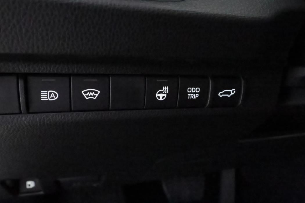 TOYOTA RAV4 Plug-in 2025