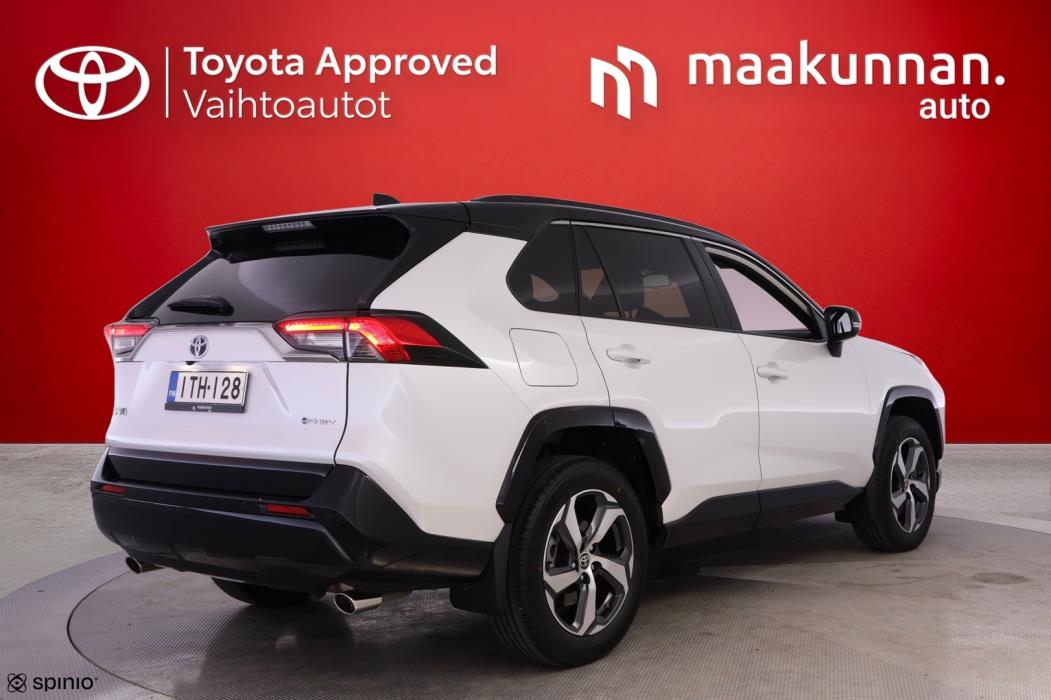 TOYOTA RAV4 Plug-in 2025