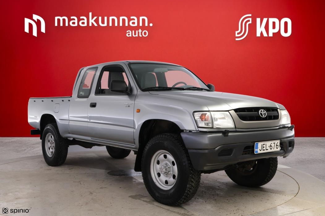 TOYOTA Hilux 2002