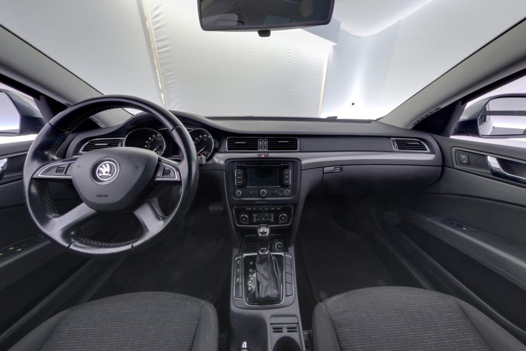 SKODA Superb 2014