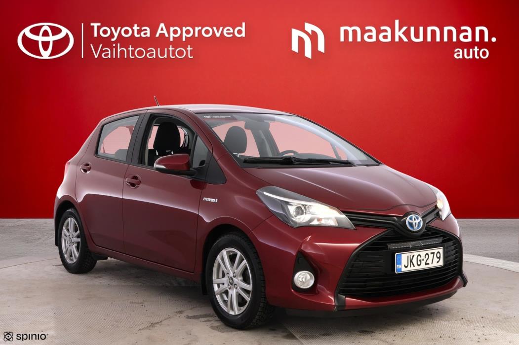 TOYOTA Yaris 2017