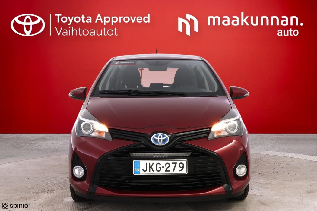 TOYOTA Yaris 2017