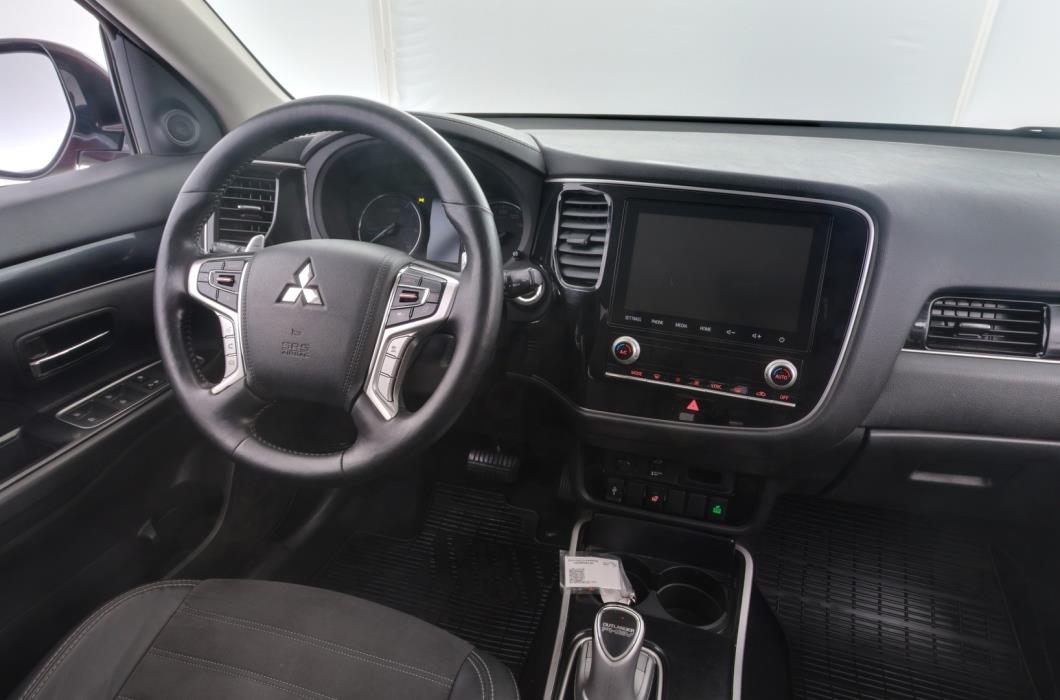 MITSUBISHI Outlander PHEV 2019