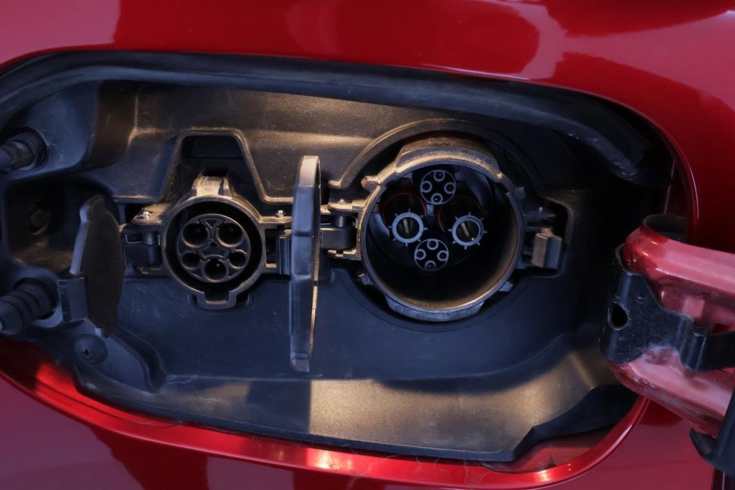 MITSUBISHI Outlander PHEV 2019