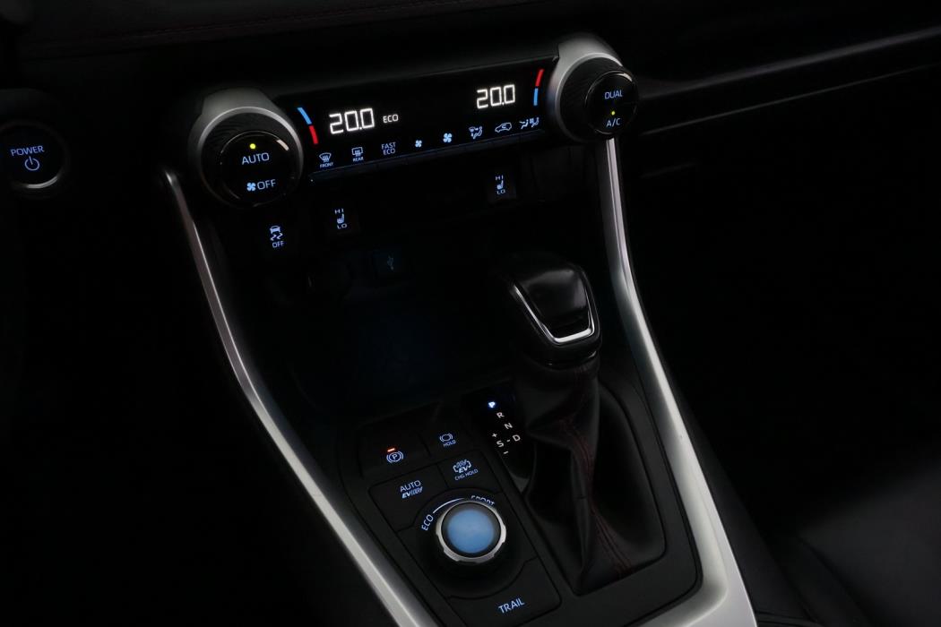 TOYOTA RAV4 2020