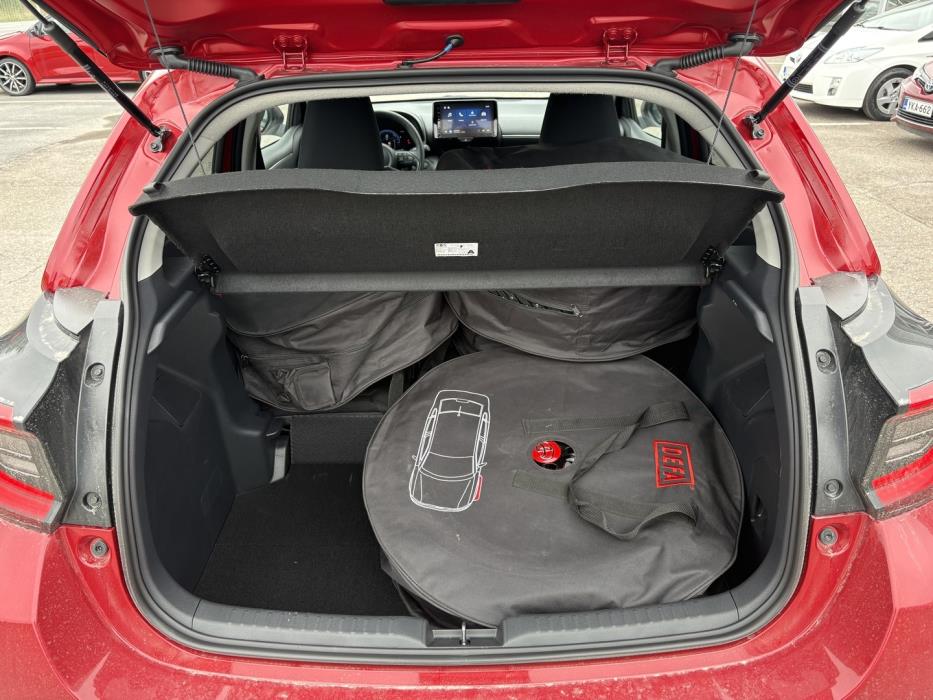 TOYOTA Yaris 2026