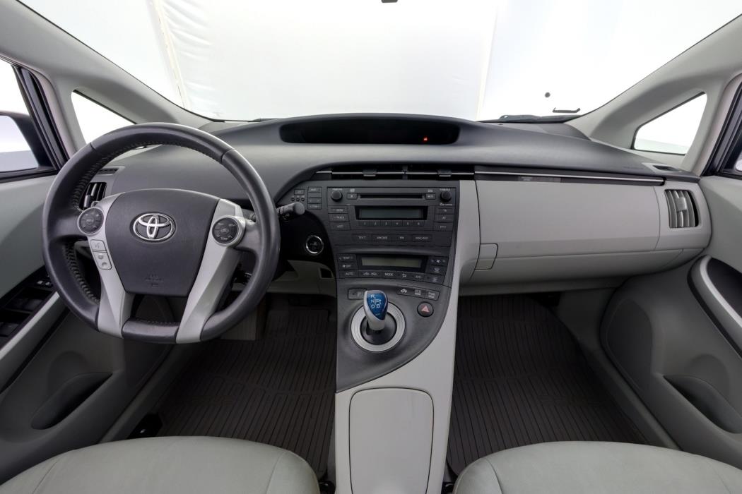 TOYOTA Prius 2010