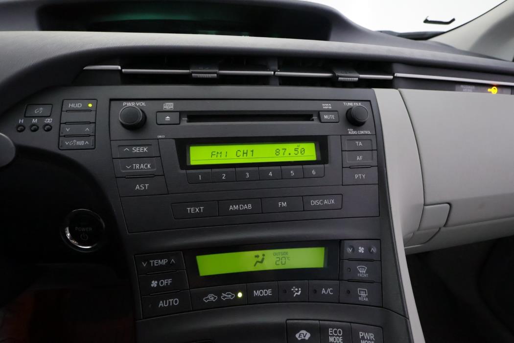 TOYOTA Prius 2010