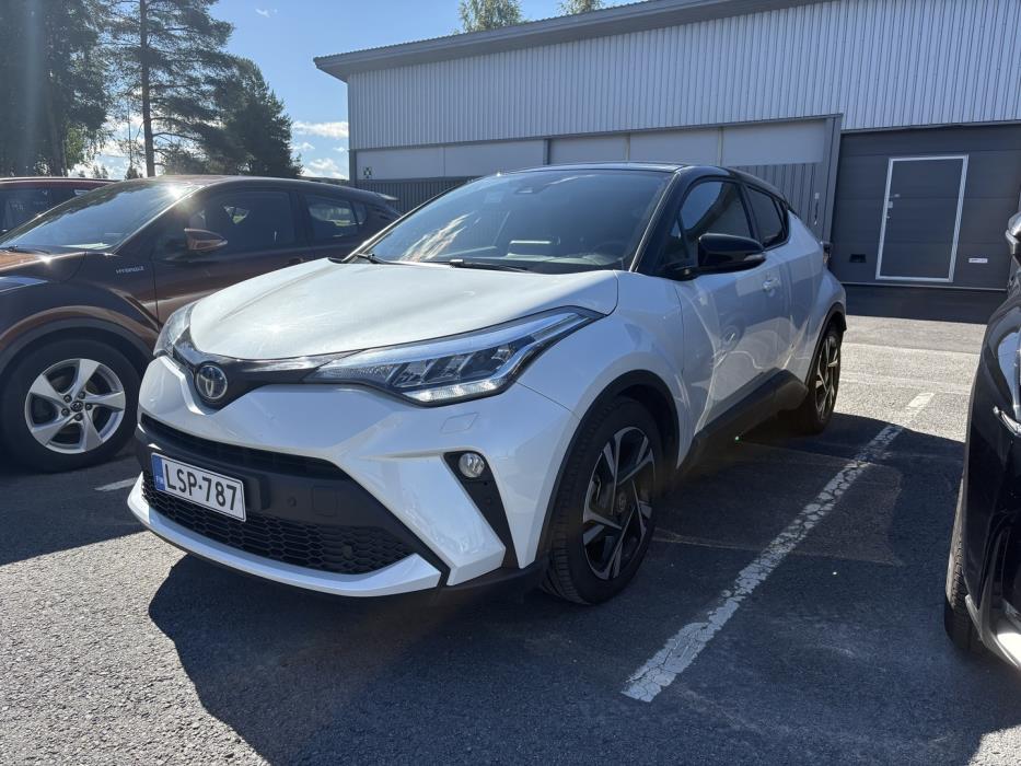 TOYOTA C-HR 2024