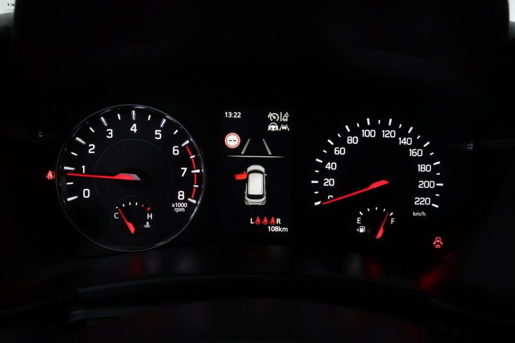 SUZUKI Swift 2024