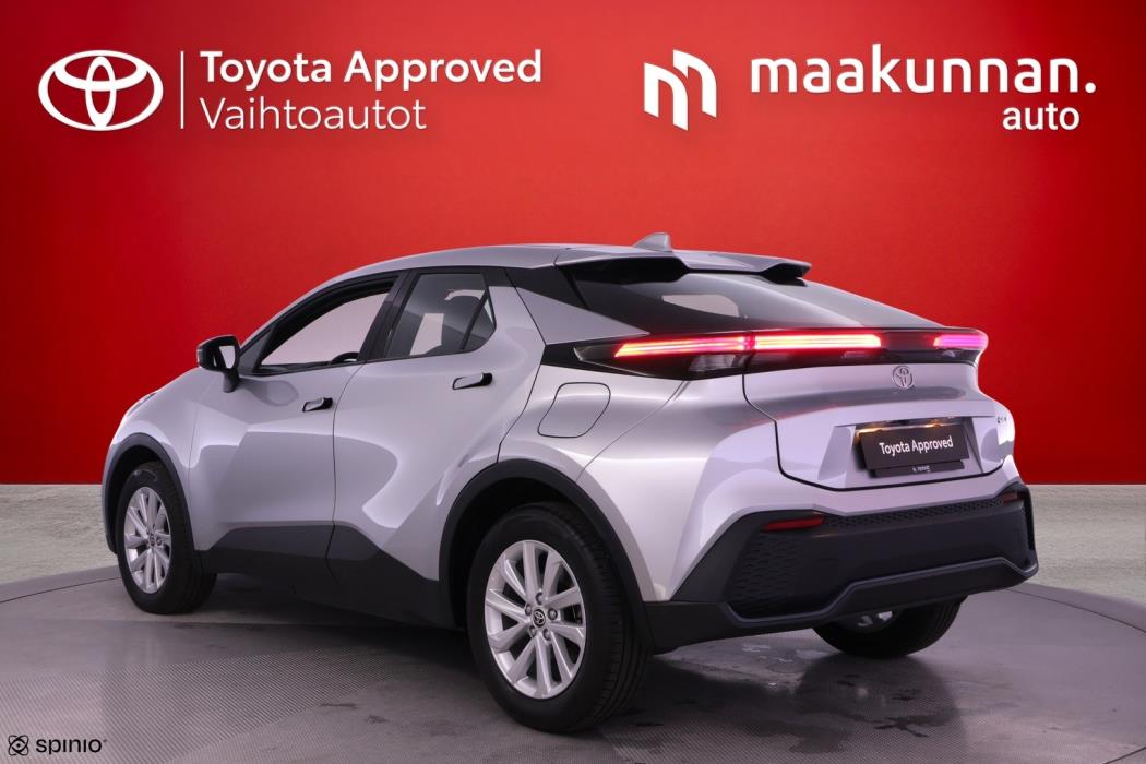 TOYOTA C-HR 2025