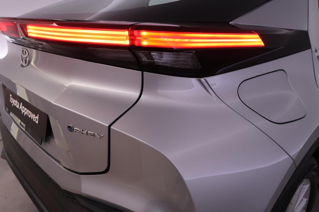 TOYOTA C-HR 2025