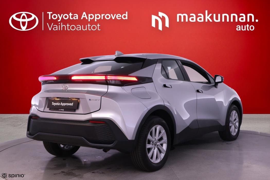 TOYOTA C-HR 2025