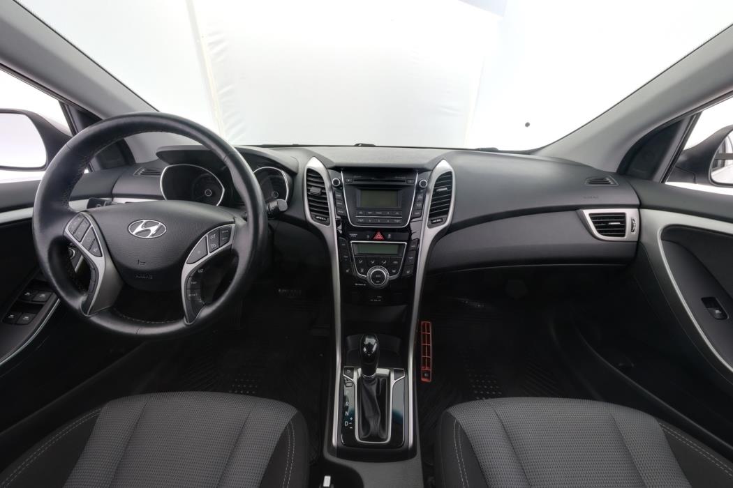 HYUNDAI i30 5d 2015
