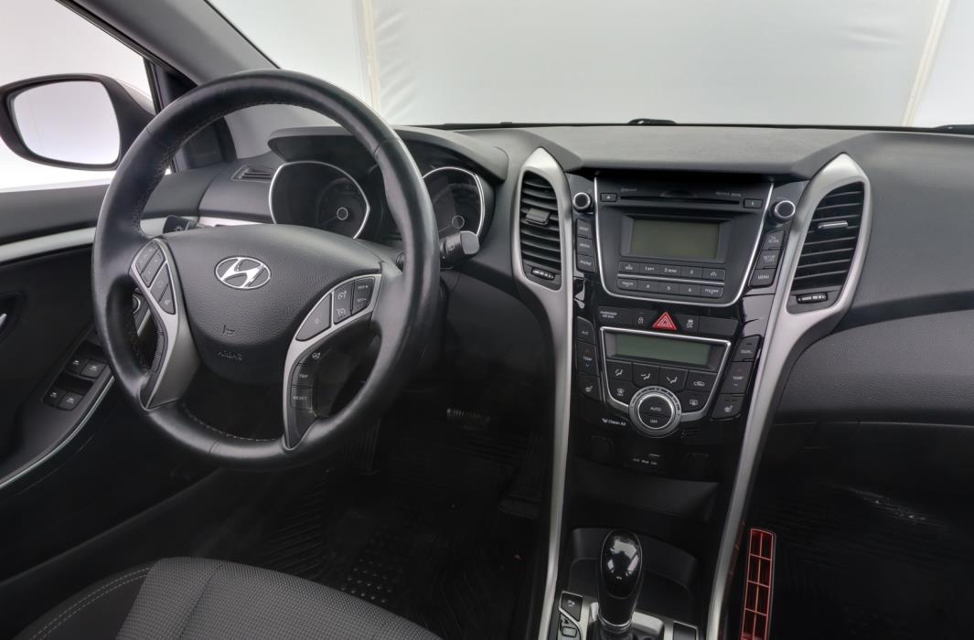 HYUNDAI i30 5d 2015