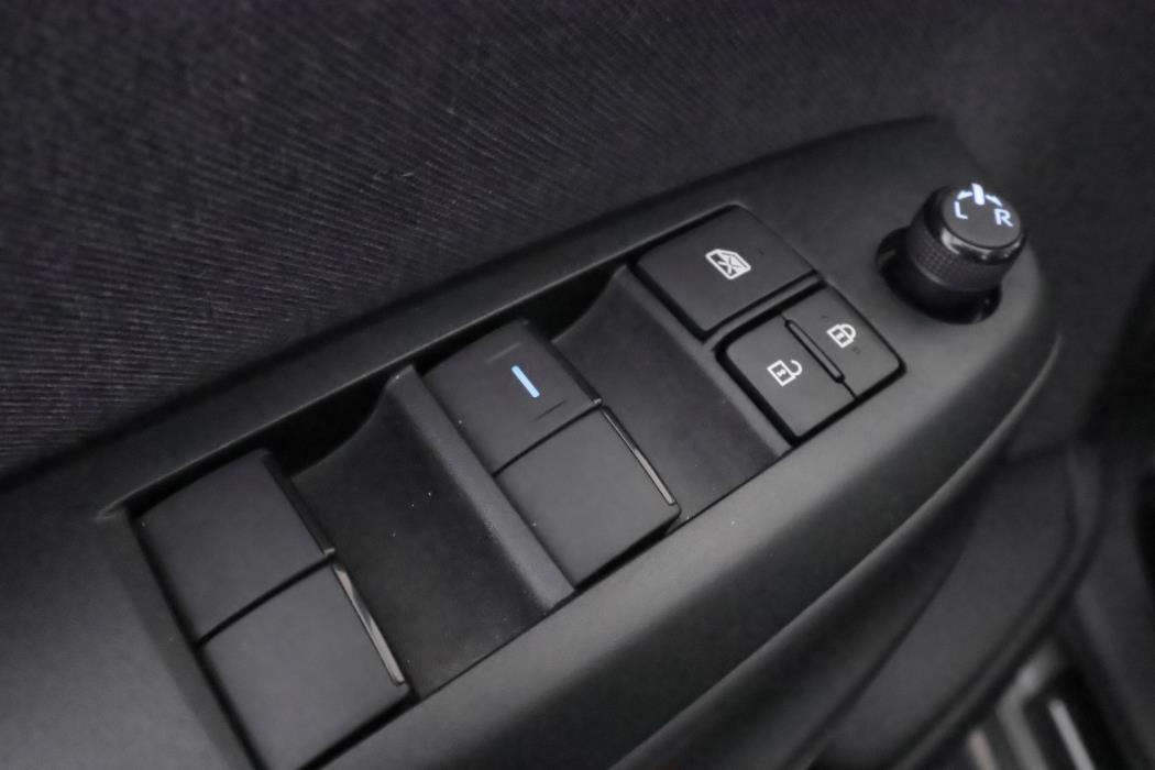 TOYOTA Yaris Cross 2023