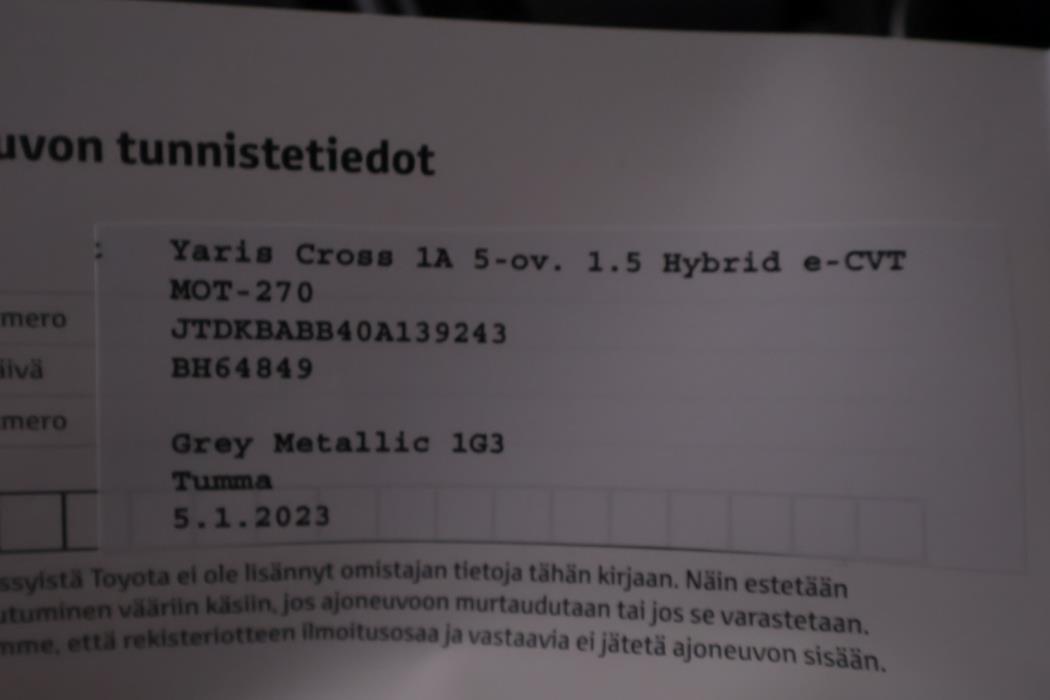 TOYOTA Yaris Cross 2023