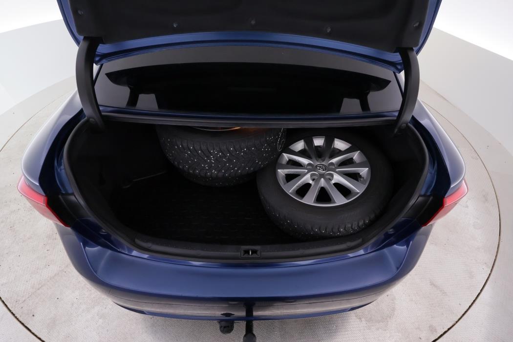 TOYOTA Avensis 2016