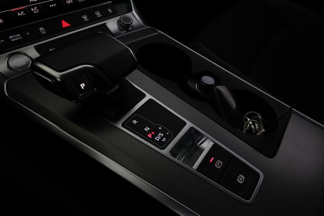 AUDI A6 2019