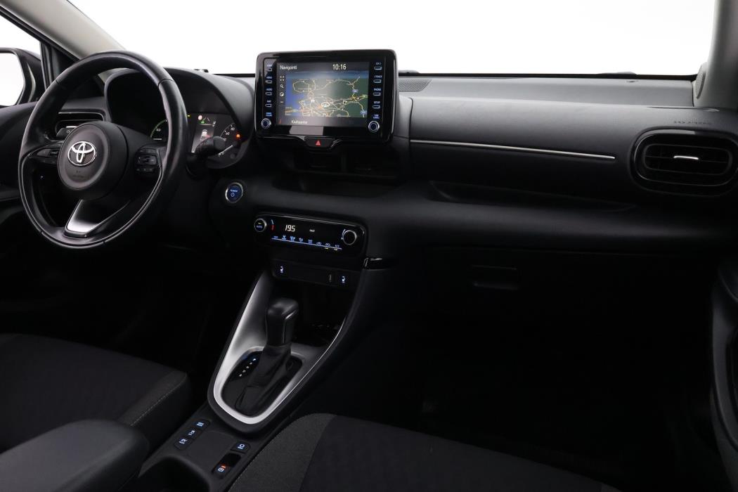TOYOTA Yaris 2022