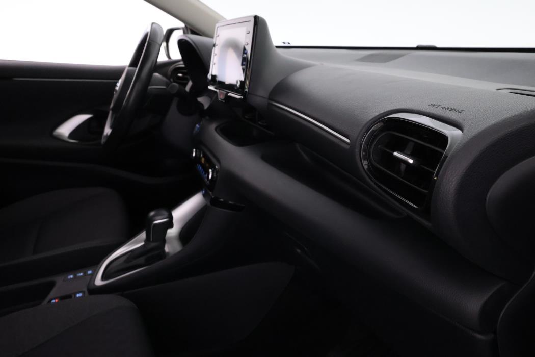 TOYOTA Yaris 2022