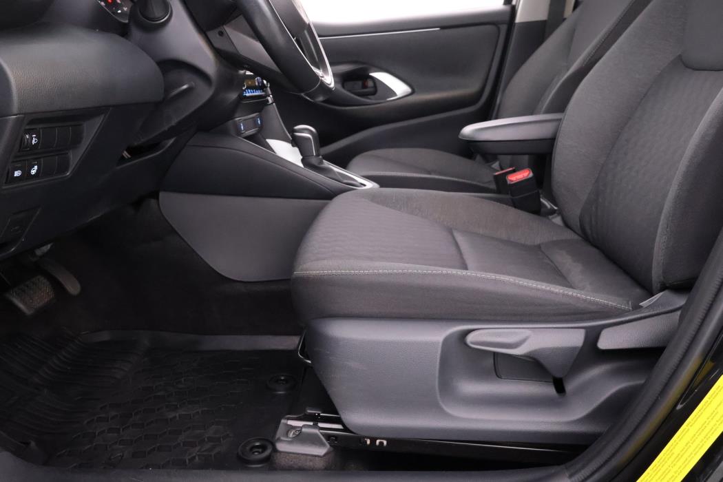 TOYOTA Yaris 2022