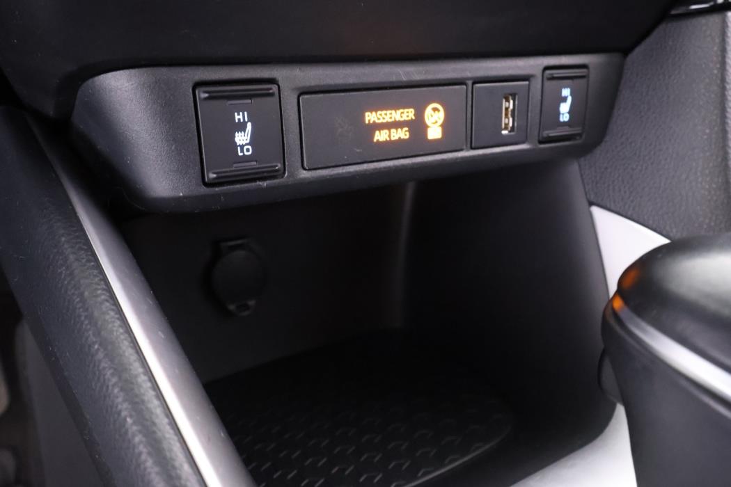 TOYOTA Yaris 2022