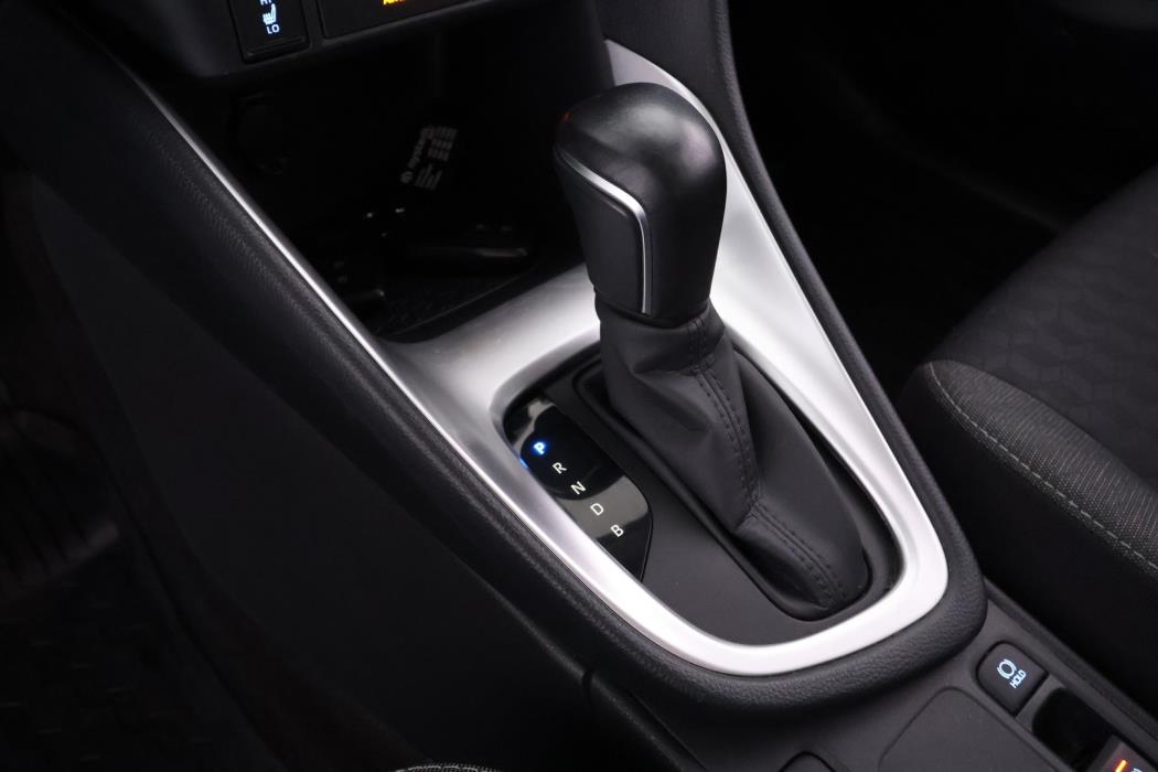 TOYOTA Yaris 2022